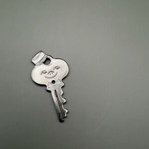 Vintage American Tourister Bellhop Bellboy Luggage Keys